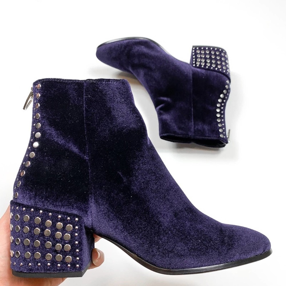 Dolce Vita Velvet Ankle Bootie Stud Block Heel Blue Size 7.5